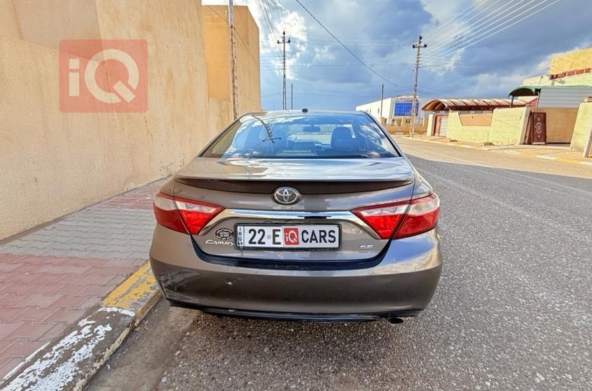 تۆیۆتا کامری